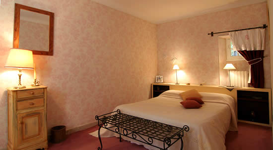 Locations de vacances de charme en Provence - Chambre picholine