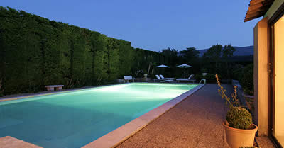 Locations de vacances avec piscine sans vis à vis à Ménerbes au coeur du Luberon - Holiday rentals in Provence
